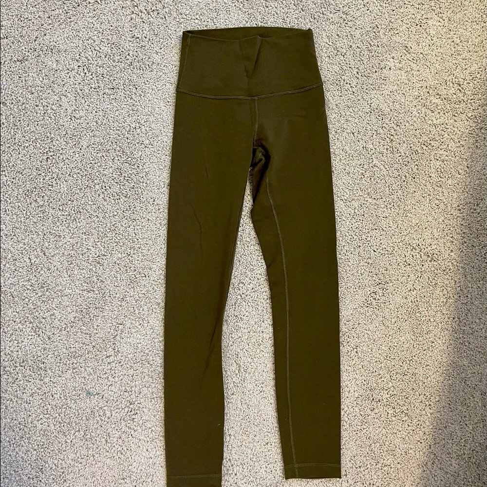 Lululemon Army Green Wonder Under 7/8
